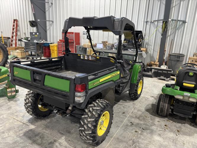John Deere XUV 825i Power Steering