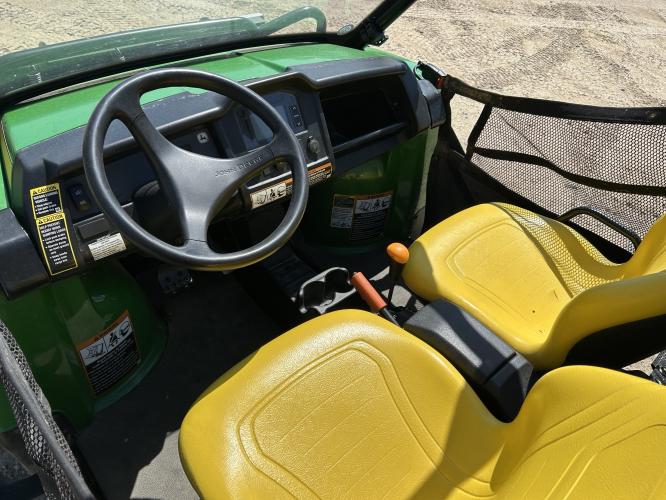 John Deere XUV 825I GREEN