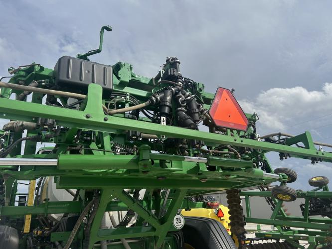 John Deere 612R