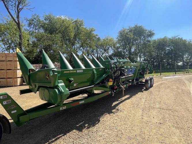 John Deere C12F