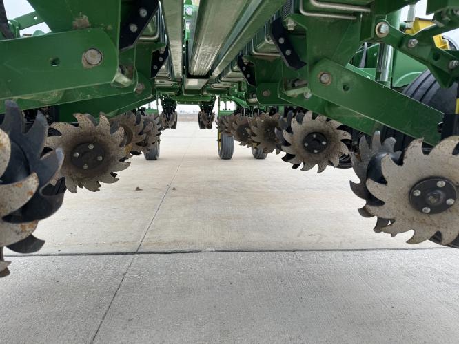 John Deere 1775NT