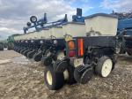 Kinze 3700
