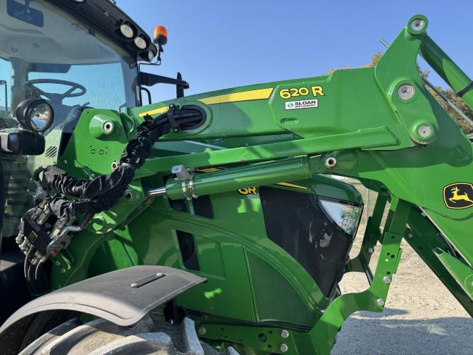 John Deere 6R 130