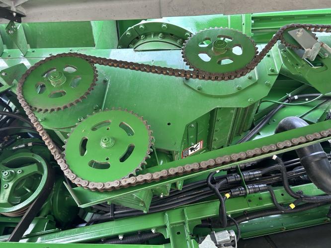 John Deere S780
