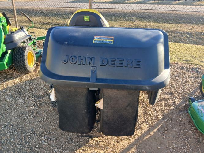 John Deere X590