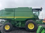 John Deere S550