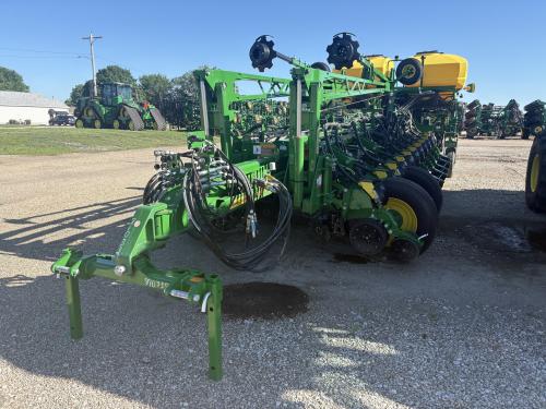 2025 John Deere 1775NT