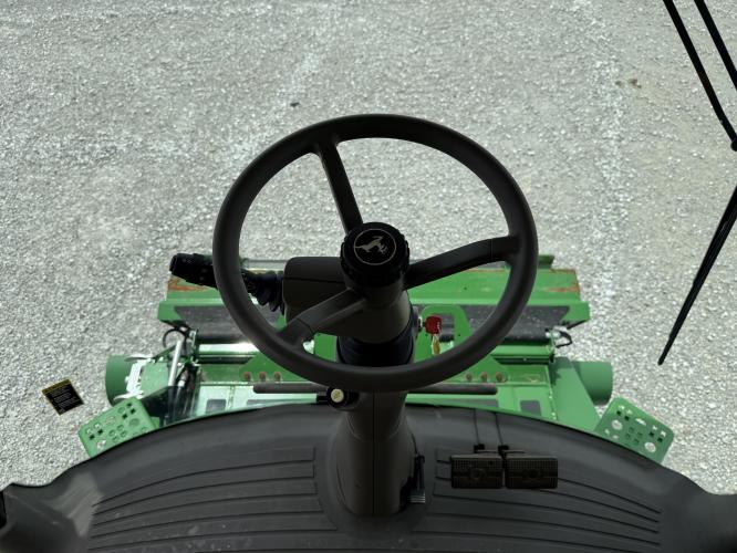 John Deere S780