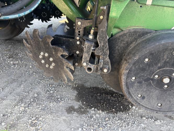 John Deere 1775NT