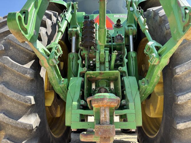 John Deere 8420