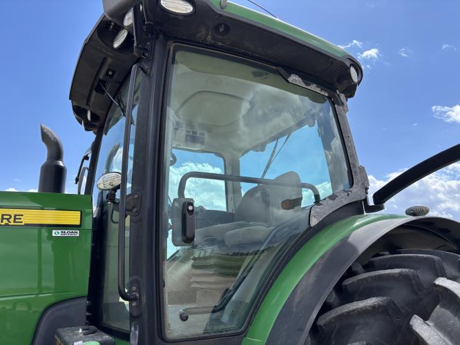 John Deere 8320R