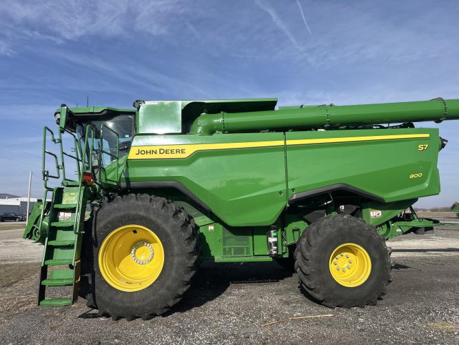 John Deere S7 800