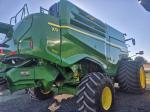 John Deere X9 1100