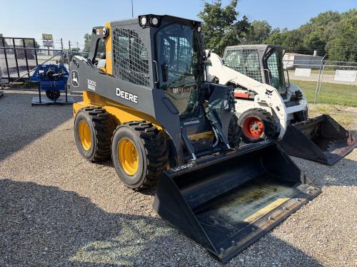 2023 John Deere 320G
