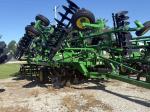John Deere 2720