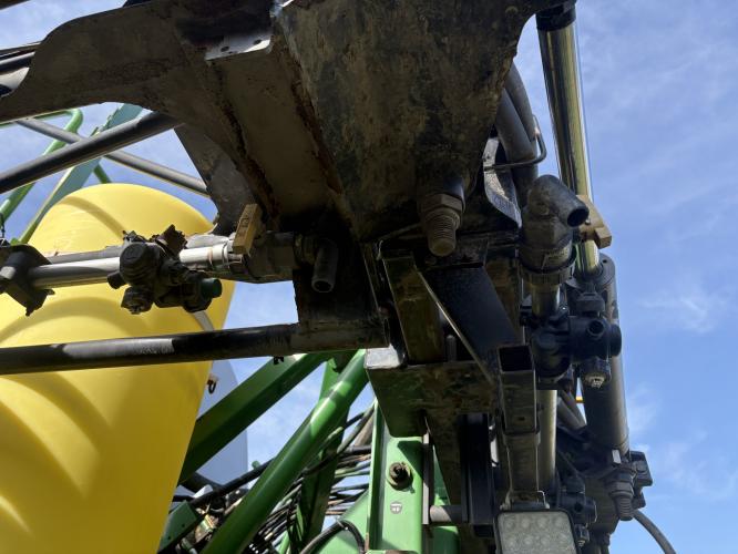 John Deere 4830