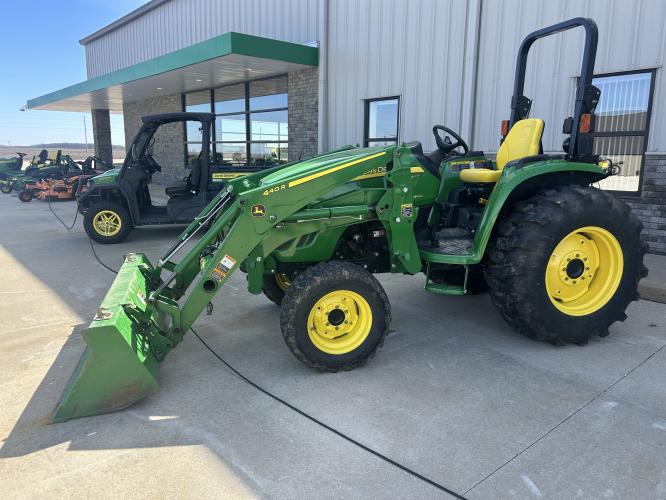 John Deere 4720