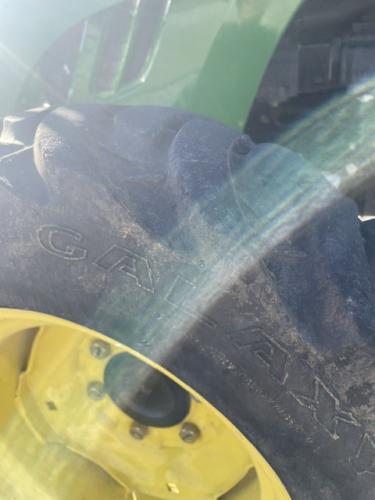 John Deere 3720