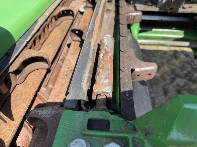 John Deere C12F