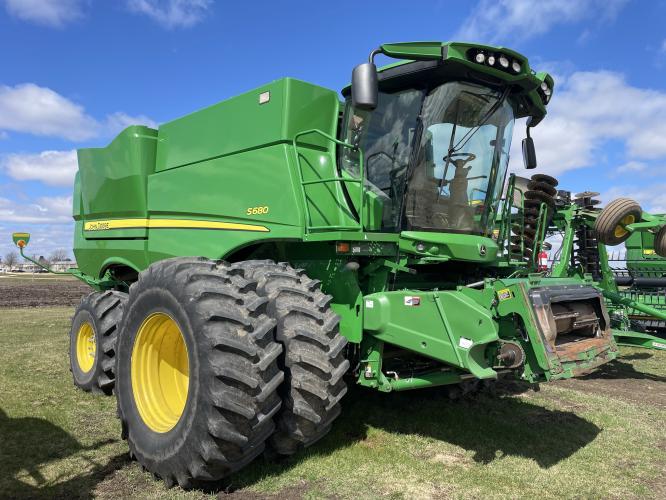 John Deere S680