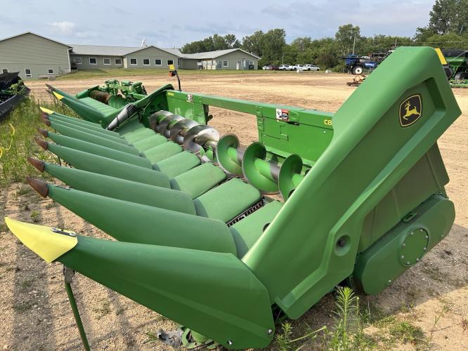 John Deere C8R