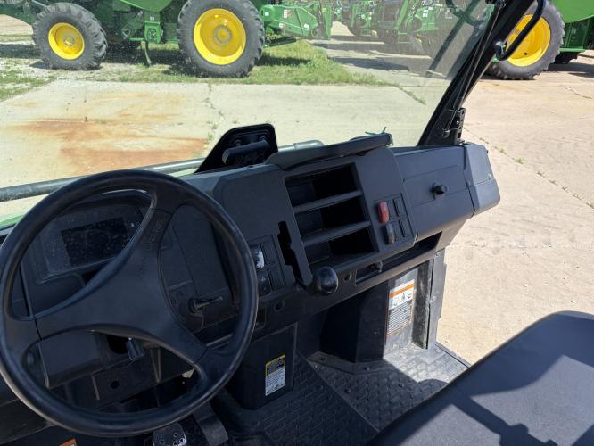 John Deere XUV835M