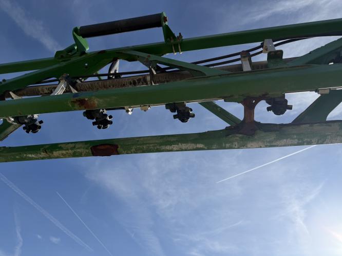 John Deere R4038