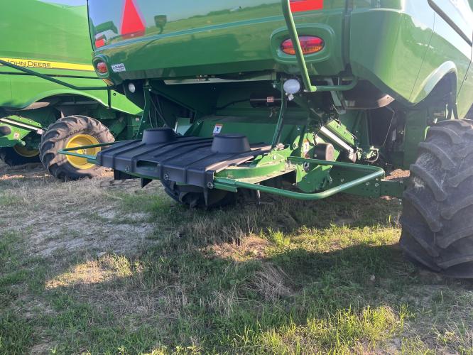 John Deere S780