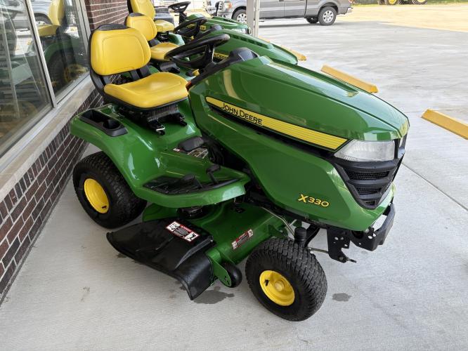 John Deere X330