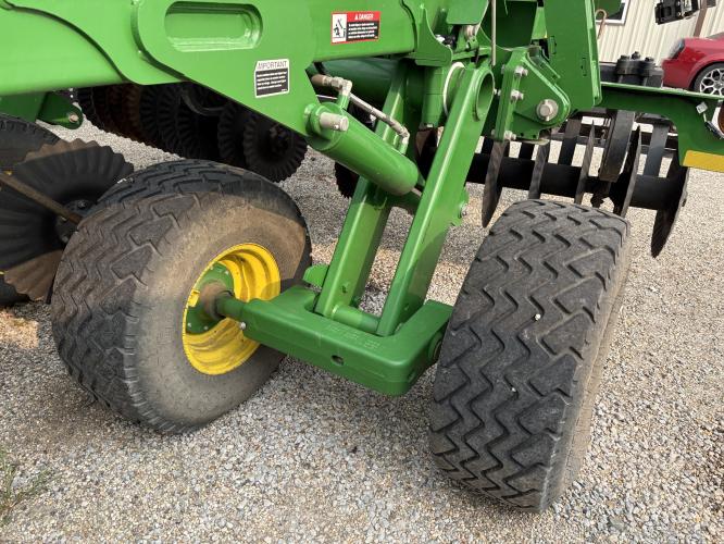 John Deere 2660VT