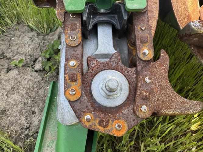 John Deere CR 8