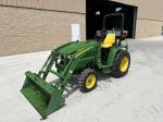 John Deere 3046R