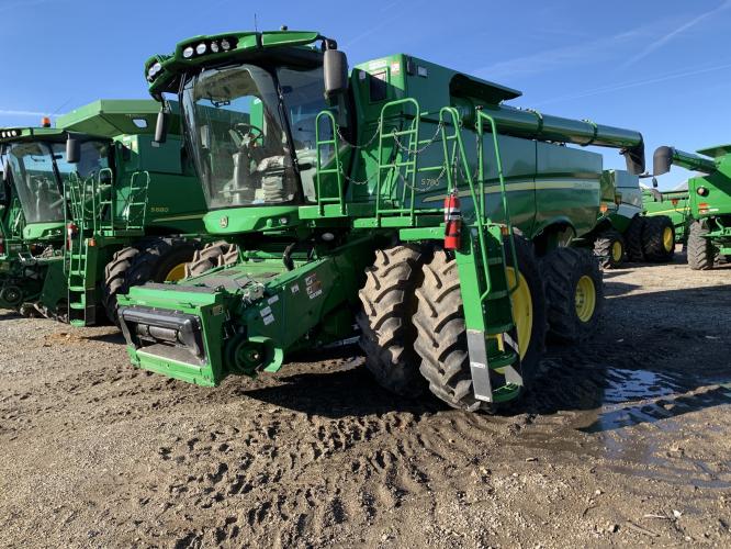 John Deere S780