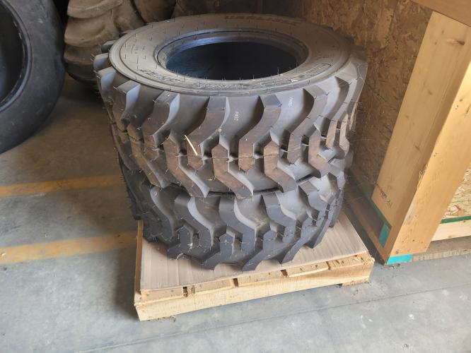Carlisle 12x16.5 R4