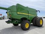 John Deere S780