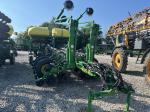 John Deere 1775NT