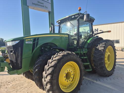 2011 John Deere 8310R