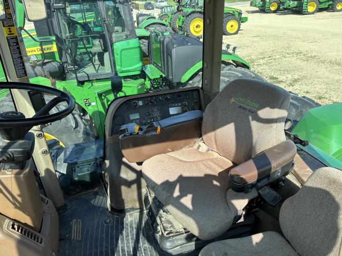 John Deere 9530