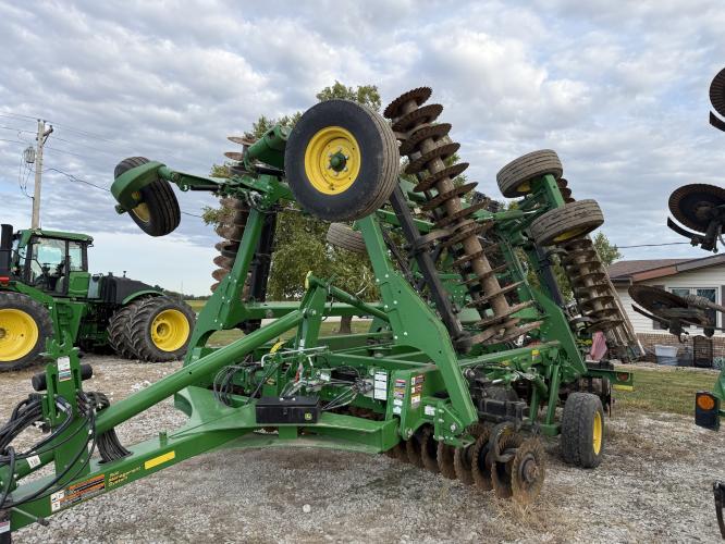 John Deere 2660VT