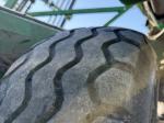 John Deere 2720