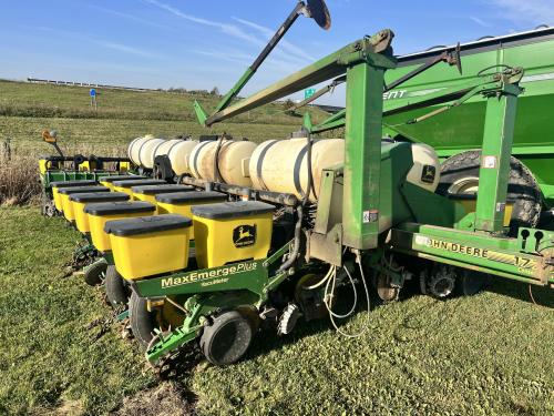 1997 John Deere 1770