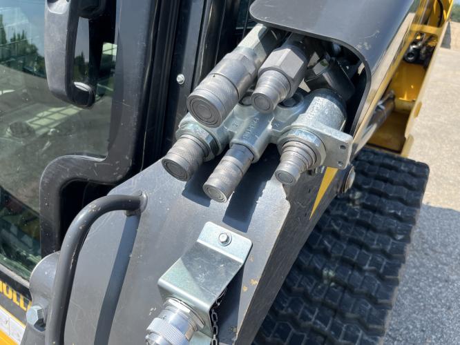 New Holland C327