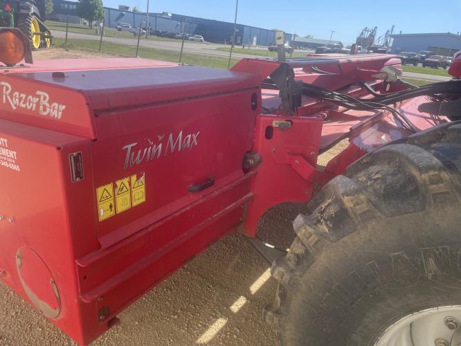 Massey Ferguson WR9980