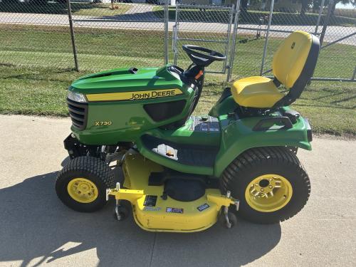 2021 John Deere X730