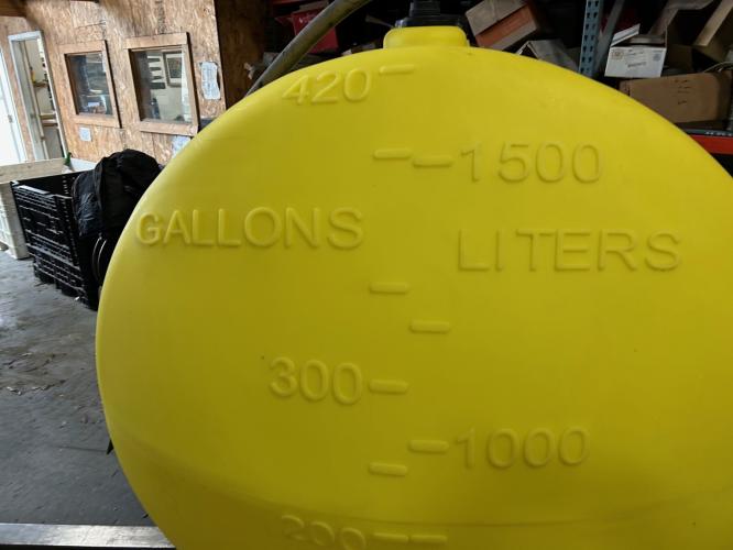 John Deere BA92804 / 420 GALLON FERTILIZER TANK
