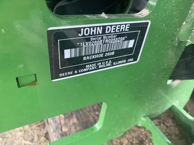 John Deere 260B