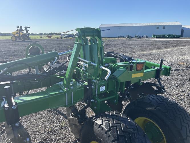 John Deere MT5