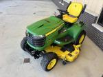 John Deere X758