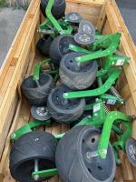 John Deere AG Focus Fast Trac Closing System