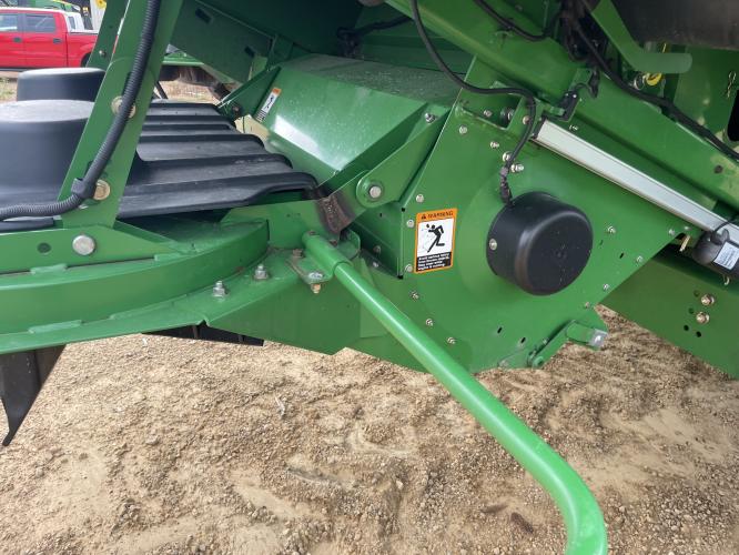 John Deere S680
